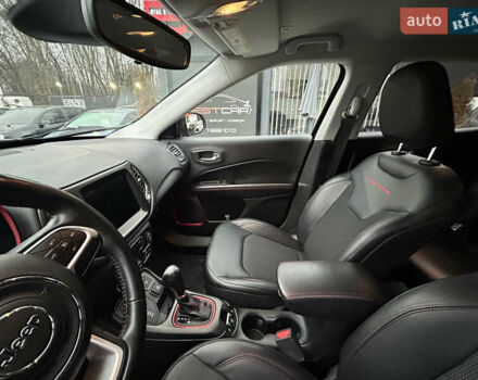 Черный Джип Компас, объемом двигателя 2.36 л и пробегом 165 тыс. км за 19000 $, фото 28 на Automoto.ua