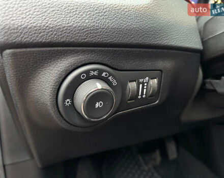 Чорний Джип Compass, об'ємом двигуна 2.4 л та пробігом 122 тис. км за 16377 $, фото 14 на Automoto.ua