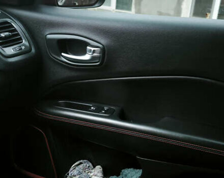 Черный Джип Компас, объемом двигателя 2.36 л и пробегом 41 тыс. км за 19000 $, фото 25 на Automoto.ua