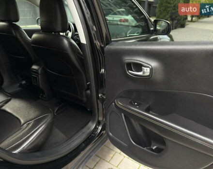 Джип Компас 2018 в Ивано-Франковске на Automoto.ua Черный Джип Компас, объемом двигателя 2.4 л и пробегом 100 тыс. км за 13499 $, фото 21 на Automoto.ua