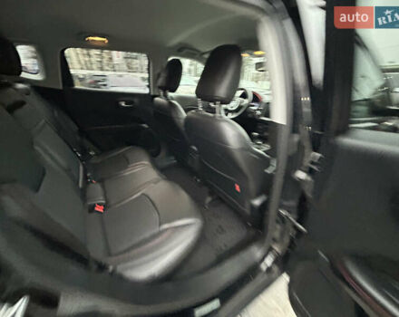 Черный Джип Компас, объемом двигателя 2.36 л и пробегом 165 тыс. км за 19000 $, фото 36 на Automoto.ua