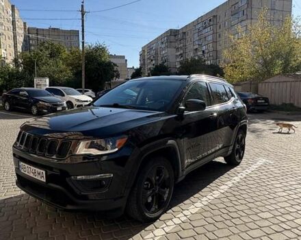 Черный Джип Компас, объемом двигателя 2.4 л и пробегом 136 тыс. км за 13700 $, фото 2 на Automoto.ua