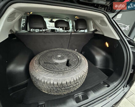 Черный Джип Компас, объемом двигателя 2.36 л и пробегом 165 тыс. км за 19000 $, фото 43 на Automoto.ua