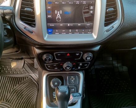 Чорний Джип Compass, об'ємом двигуна 2.4 л та пробігом 113 тис. км за 14999 $, фото 6 на Automoto.ua