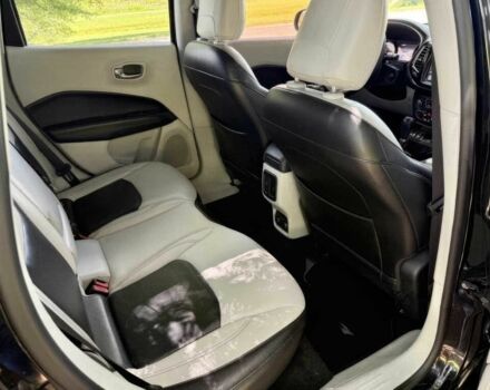 Чорний Джип Compass, об'ємом двигуна 2.4 л та пробігом 32 тис. км за 2860 $, фото 10 на Automoto.ua
