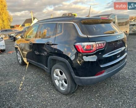 Черный Джип Компас, объемом двигателя 2.4 л и пробегом 124 тыс. км за 10500 $, фото 4 на Automoto.ua