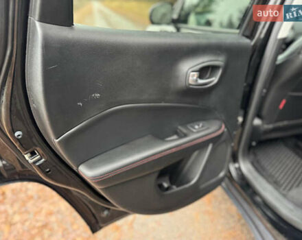Чорний Джип Compass, об'ємом двигуна 2.4 л та пробігом 122 тис. км за 16377 $, фото 22 на Automoto.ua