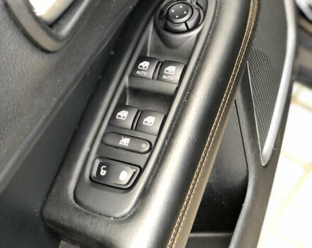 Чорний Джип Compass, об'ємом двигуна 2.4 л та пробігом 128 тис. км за 16650 $, фото 16 на Automoto.ua