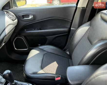 Чорний Джип Compass, об'ємом двигуна 2.36 л та пробігом 114 тис. км за 15000 $, фото 9 на Automoto.ua