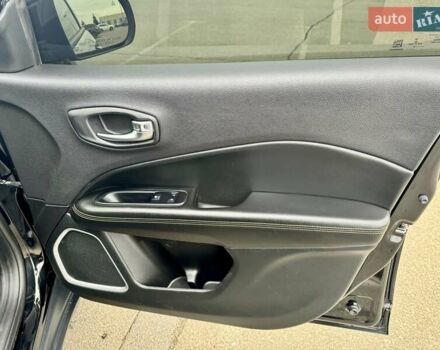 Черный Джип Компас, объемом двигателя 2.36 л и пробегом 67 тыс. км за 13900 $, фото 13 на Automoto.ua