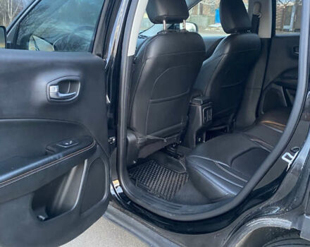 Черный Джип Компас, объемом двигателя 2.4 л и пробегом 100 тыс. км за 14300 $, фото 5 на Automoto.ua