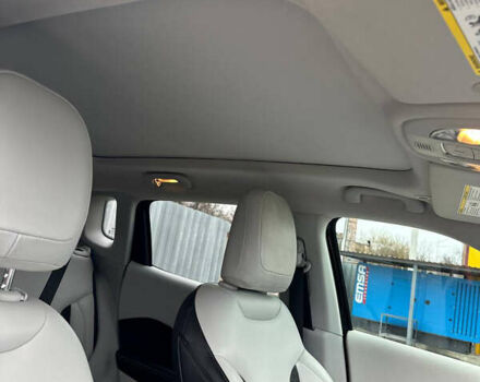 Черный Джип Компас, объемом двигателя 2.36 л и пробегом 157 тыс. км за 15300 $, фото 39 на Automoto.ua