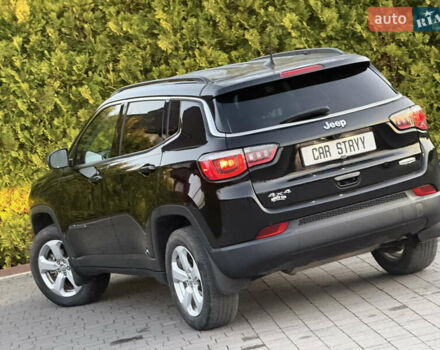 Черный Джип Компас, объемом двигателя 2.4 л и пробегом 174 тыс. км за 15700 $, фото 15 на Automoto.ua