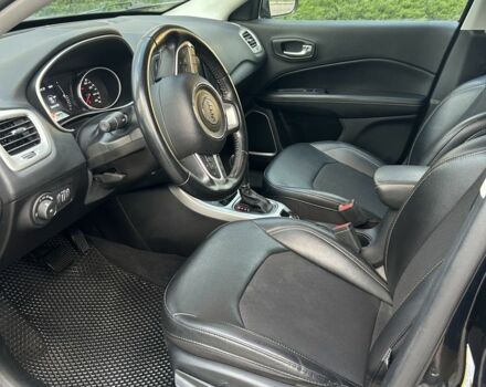 Джип Компас 2019 в Днепре (Днепропетровске) на Automoto.ua Черный Джип Компас, объемом двигателя 2.4 л и пробегом 66 тыс. км за 16200 $, фото 8 на Automoto.ua