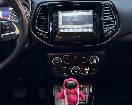 Черный Джип Компас, объемом двигателя 2.4 л и пробегом 98 тыс. км за 17300 $, фото 9 на Automoto.ua