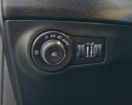 Черный Джип Компас, объемом двигателя 2.4 л и пробегом 174 тыс. км за 15700 $, фото 46 на Automoto.ua