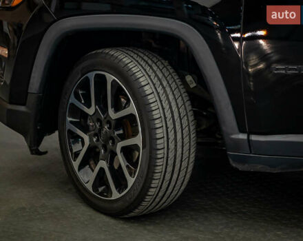 Джип Compass 2019 у Києві на Automoto.ua Чорний Джип Compass, об'ємом двигуна 2.4 л та пробігом 101 тис. км за 15402 $, фото 9 на Automoto.ua