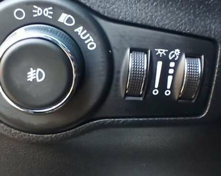 Черный Джип Компас, объемом двигателя 2.4 л и пробегом 150 тыс. км за 12900 $, фото 10 на Automoto.ua