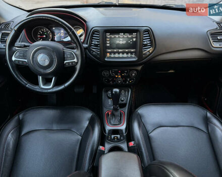 Джип Compass 2019 у Луцьку на Automoto.ua Чорний Джип Compass, об'ємом двигуна 2 л та пробігом 231 тис. км за 18999 $, фото 26 на Automoto.ua