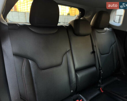 Джип Compass 2019 у Луцьку на Automoto.ua Чорний Джип Compass, об'ємом двигуна 2 л та пробігом 231 тис. км за 18999 $, фото 34 на Automoto.ua