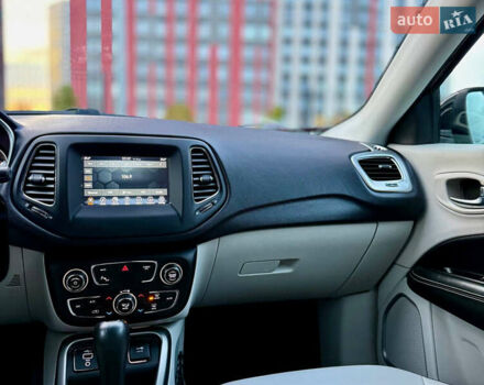 Черный Джип Компас, объемом двигателя 2.36 л и пробегом 55 тыс. км за 16900 $, фото 38 на Automoto.ua