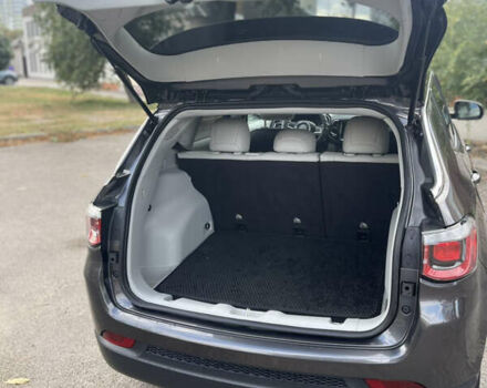 Черный Джип Компас, объемом двигателя 2.4 л и пробегом 97 тыс. км за 16200 $, фото 10 на Automoto.ua