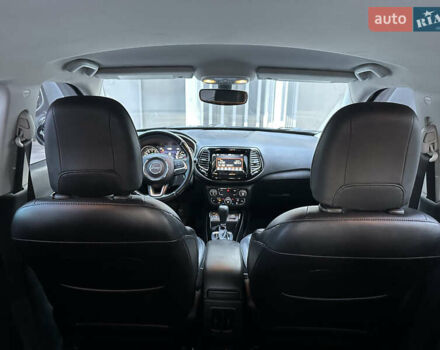 Черный Джип Компас, объемом двигателя 2.4 л и пробегом 159 тыс. км за 14200 $, фото 18 на Automoto.ua