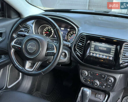 Черный Джип Компас, объемом двигателя 2.4 л и пробегом 159 тыс. км за 14200 $, фото 20 на Automoto.ua