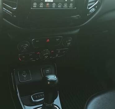 Черный Джип Компас, объемом двигателя 2.4 л и пробегом 150 тыс. км за 12900 $, фото 11 на Automoto.ua