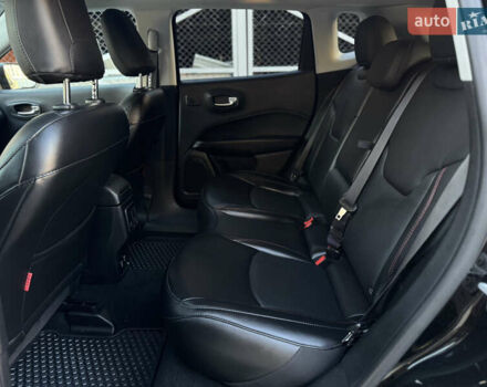 Джип Compass 2019 у Луцьку на Automoto.ua Чорний Джип Compass, об'ємом двигуна 2 л та пробігом 231 тис. км за 18999 $, фото 42 на Automoto.ua