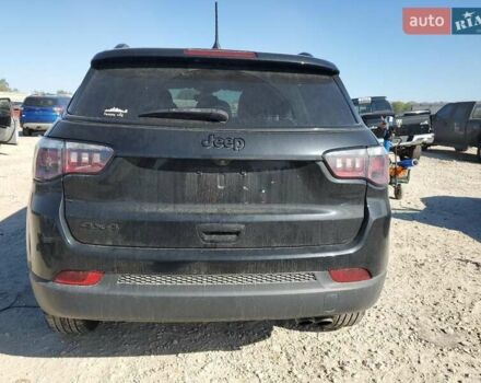 Черный Джип Компас, объемом двигателя 2.36 л и пробегом 101 тыс. км за 2950 $, фото 5 на Automoto.ua
