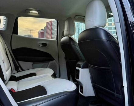 Черный Джип Компас, объемом двигателя 2.4 л и пробегом 55 тыс. км за 16900 $, фото 12 на Automoto.ua