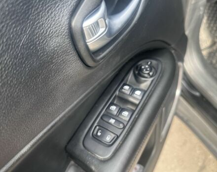 Черный Джип Компас, объемом двигателя 2.4 л и пробегом 98 тыс. км за 17300 $, фото 16 на Automoto.ua