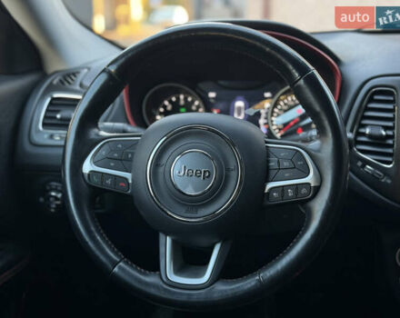 Джип Compass 2019 у Луцьку на Automoto.ua Чорний Джип Compass, об'ємом двигуна 2 л та пробігом 231 тис. км за 18999 $, фото 28 на Automoto.ua