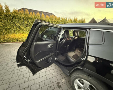 Черный Джип Компас, объемом двигателя 2.4 л и пробегом 174 тыс. км за 15700 $, фото 42 на Automoto.ua