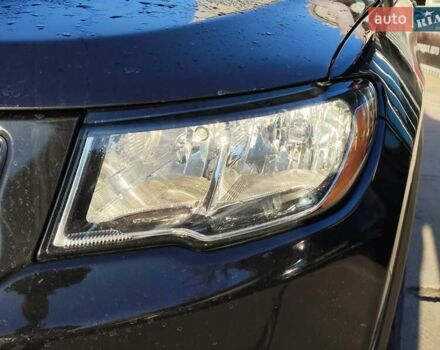 Черный Джип Компас, объемом двигателя 2.4 л и пробегом 52 тыс. км за 17240 $, фото 12 на Automoto.ua