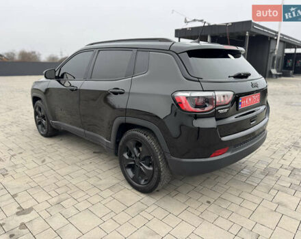 Черный Джип Компас, объемом двигателя 2.4 л и пробегом 123 тыс. км за 14900 $, фото 3 на Automoto.ua