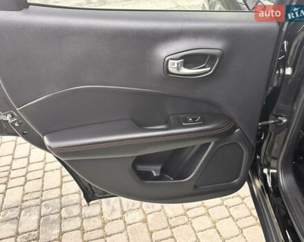 Черный Джип Компас, объемом двигателя 2.36 л и пробегом 82 тыс. км за 17499 $, фото 21 на Automoto.ua