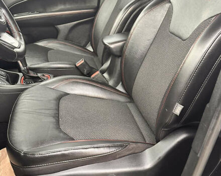 Черный Джип Компас, объемом двигателя 2.36 л и пробегом 82 тыс. км за 17499 $, фото 12 на Automoto.ua