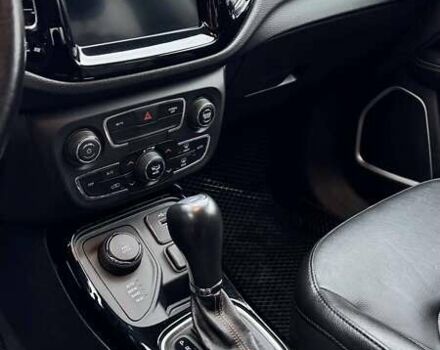 Черный Джип Компас, объемом двигателя 2.36 л и пробегом 76 тыс. км за 17700 $, фото 16 на Automoto.ua