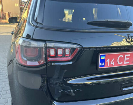 Джип Compass 2020 у Івано-Франківську на Automoto.ua Чорний Джип Compass, об'ємом двигуна 2.4 л та пробігом 41 тис. км за 16600 $, фото 36 на Automoto.ua