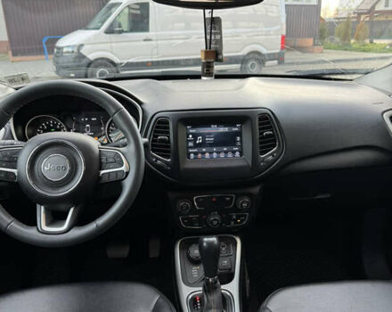 Черный Джип Компас, объемом двигателя 2.36 л и пробегом 20 тыс. км за 16999 $, фото 14 на Automoto.ua