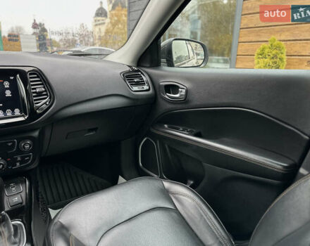 Черный Джип Компас, объемом двигателя 2.36 л и пробегом 154 тыс. км за 18999 $, фото 44 на Automoto.ua