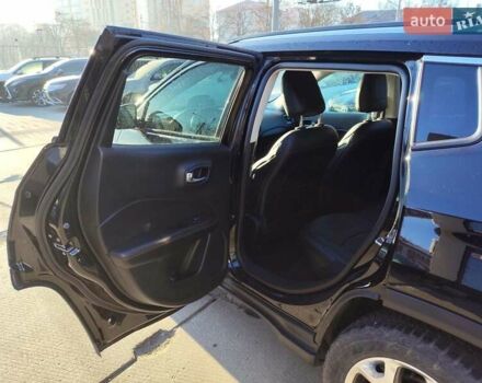 Черный Джип Компас, объемом двигателя 2.4 л и пробегом 52 тыс. км за 17240 $, фото 29 на Automoto.ua