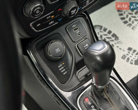 Черный Джип Компас, объемом двигателя 2.36 л и пробегом 154 тыс. км за 18999 $, фото 41 на Automoto.ua