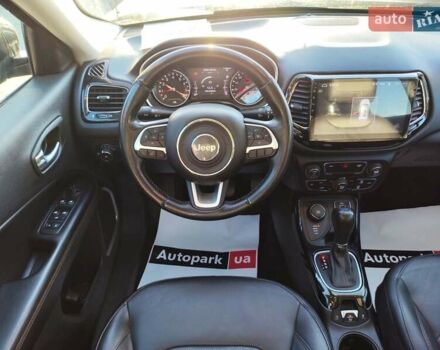 Черный Джип Компас, объемом двигателя 2.4 л и пробегом 52 тыс. км за 17240 $, фото 31 на Automoto.ua