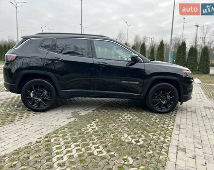 Черный Джип Компас, объемом двигателя 2.4 л и пробегом 38 тыс. км за 21500 $, фото 6 на Automoto.ua