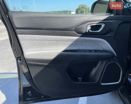 Чорний Джип Compass, об'ємом двигуна 2.36 л та пробігом 95 тис. км за 20900 $, фото 6 на Automoto.ua