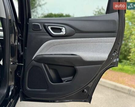 Черный Джип Компас, объемом двигателя 2.36 л и пробегом 37 тыс. км за 24000 $, фото 34 на Automoto.ua