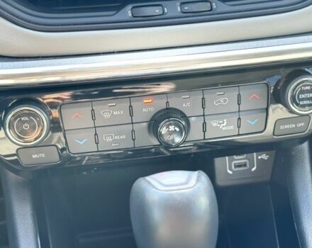 Черный Джип Компас, объемом двигателя 2.4 л и пробегом 59 тыс. км за 18500 $, фото 7 на Automoto.ua